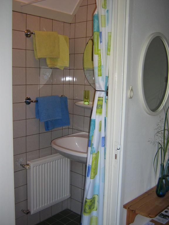 B&B De Esdoorn Norg Rum bild