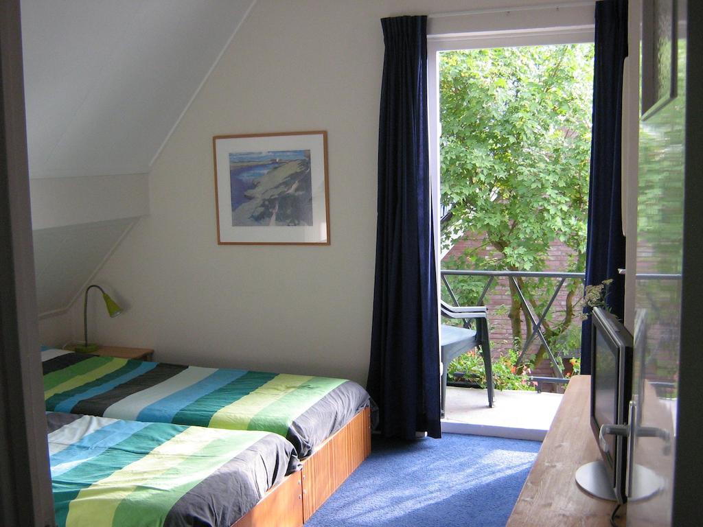 B&B De Esdoorn Norg Rum bild